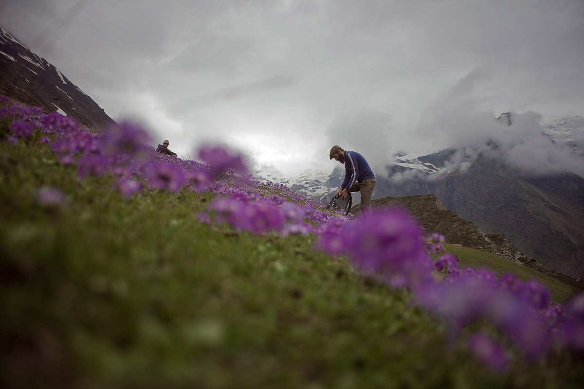 Trekking in the mountains of Uttarakhand in the Indian Himalaya